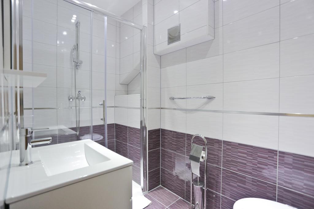 Hotel Martini Zagreb Hotel And Restaurant Sesvete Room photo
