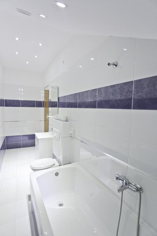 Hotel Martini Zagreb Hotel And Restaurant Sesvete Room photo